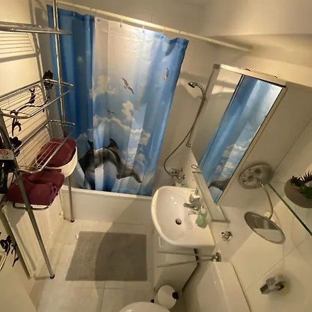 شقة Quiet, Cozy Near The Center *